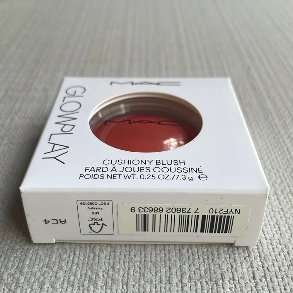 MAC Cosmetics Glow Play Cushiony Blush - that’s peachy